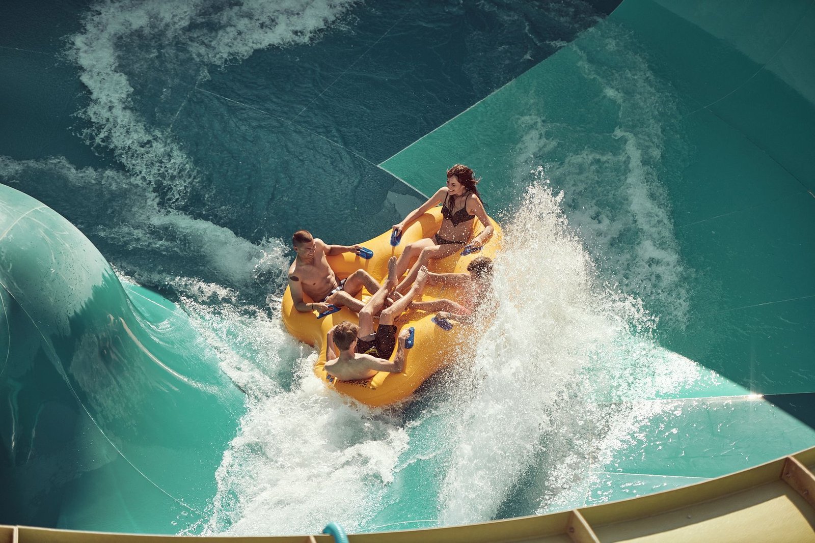 Bouée sur un toboggan aquatique à Aqualand